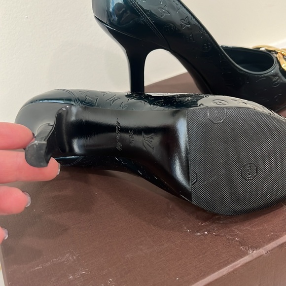 Louis Vuitton Heels - Picture 2 of 4